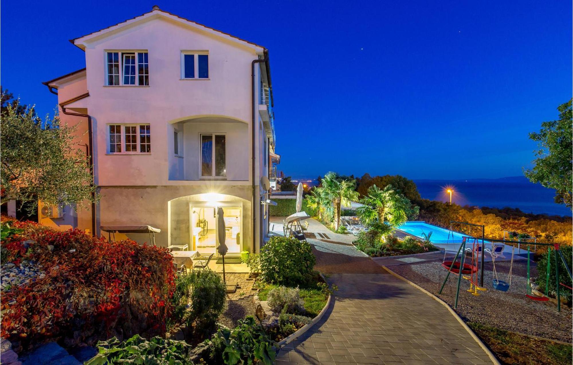 Lovely Apartment In Rijeka With Wifi Εξωτερικό φωτογραφία